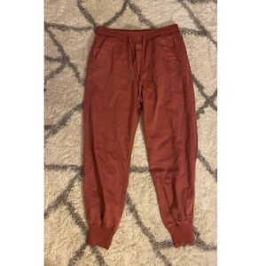 GAP mauve color cotton joggers
